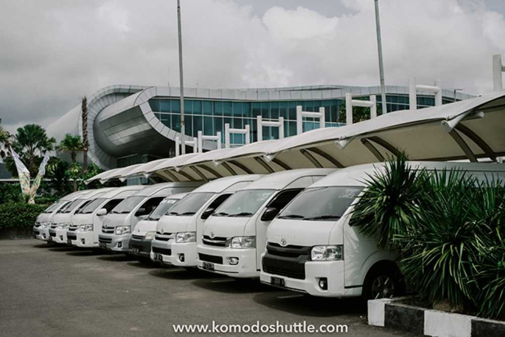 Rental Hiace Labuan Bajo