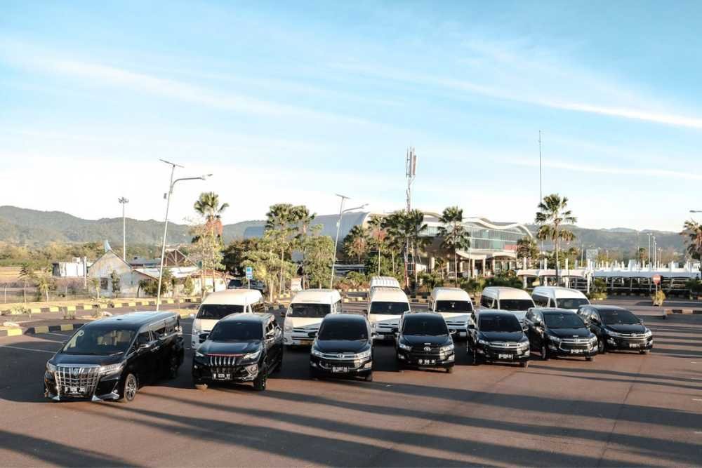 Rental Mobil Labuan Bajo